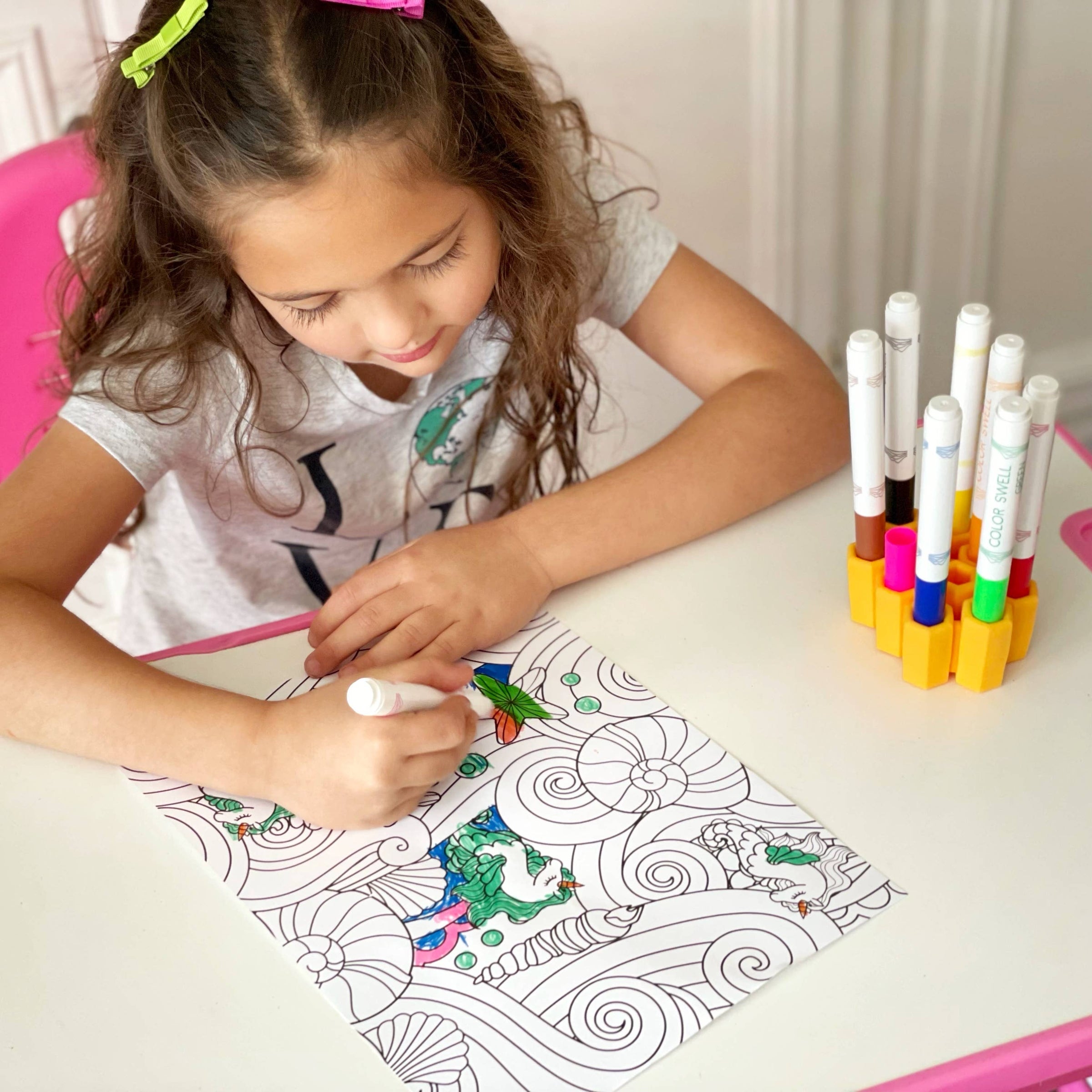 Marker Parker Grip-Tight Coloring Organizer